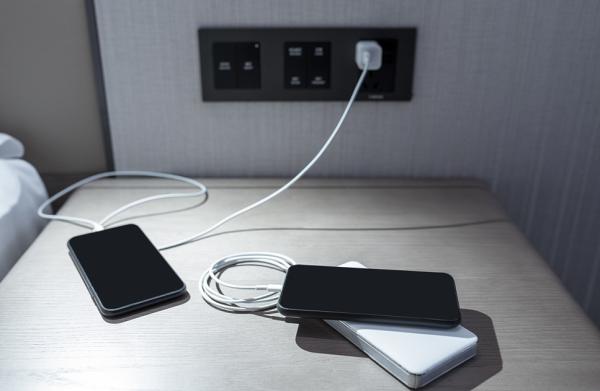 手機整夜充電可行嗎？有啥注意事項？這幾點要掌握