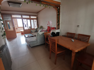 餐廳2.jpg 餐廳2.jpg