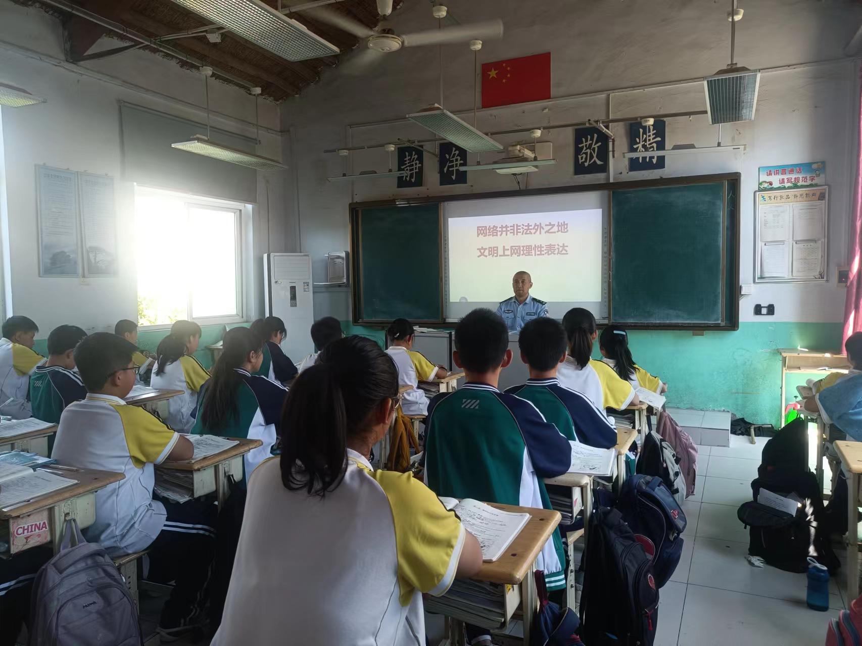 7537178c022f348a665563352af8785.jpg 7537178c022f348a665563352af8785.jpg